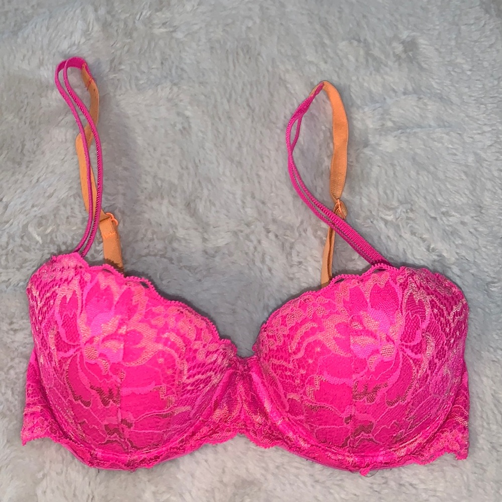 32B Victoria’s Secret PINK date padded push-up bra